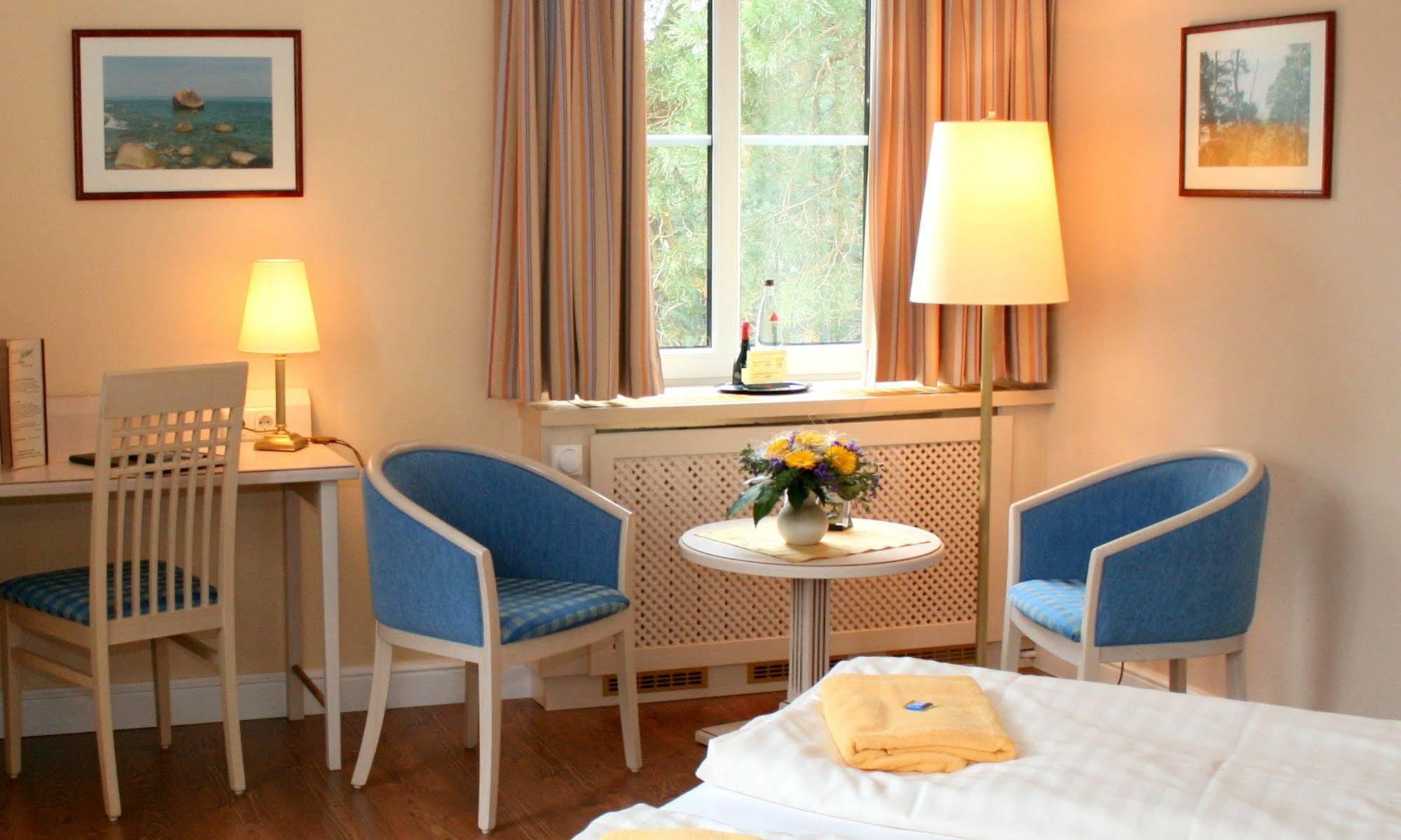 Hotel Vineta Strandhotels 4*
